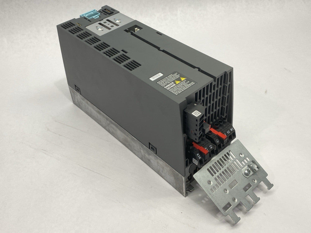 Siemens 6SL3210-1PE21-1AL0 Power Module 4kW 5.5HP PM240-2