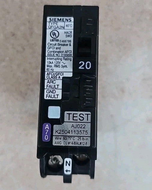 NEW Siemens Q120DFN 1 Pole 20 Amp Dual Function Circuit Breaker