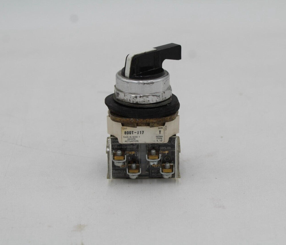 Allen-Bradley 800T-J17 Selector Switch