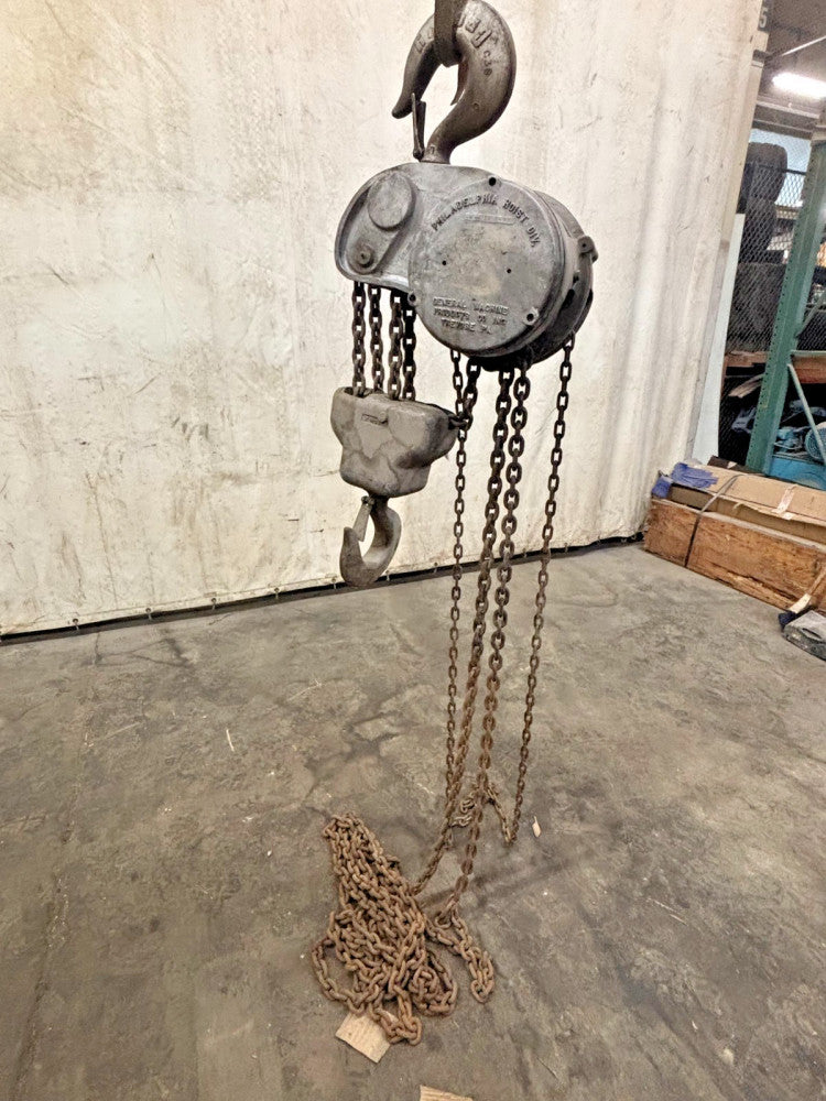 PHILADELPHIA HOIST DIV. MANUAL CHAIN HOIST HAND CHAIN: 72 IN LIFT CHAIN: 488 IN