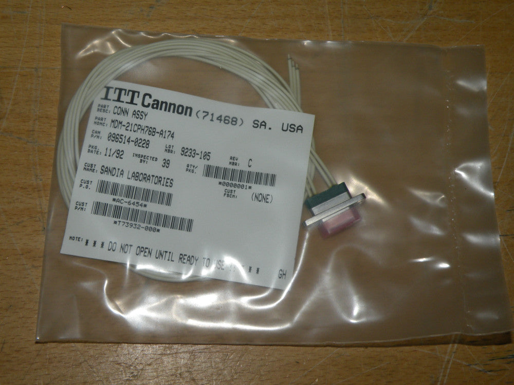 ITT Cannon 21 Pin Micro-D Wired Connector Pin MDM-21CPH76B-A174