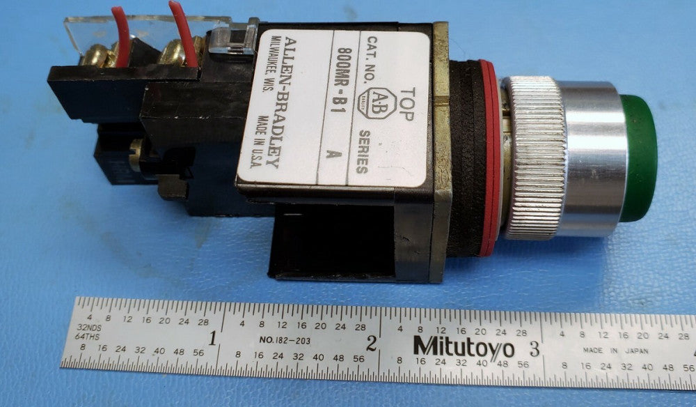 Allen Bradley 800MR-B1D1 / 800M-XD1K Push Button Momentary Green Cap Ser A [OF44