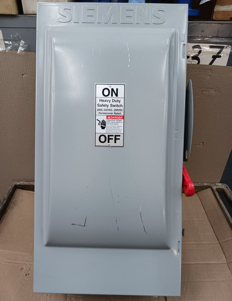 New Siemens HF224J 200 Amp Fusible Safety Switch 240 V 3R 2 Pole *Flawed