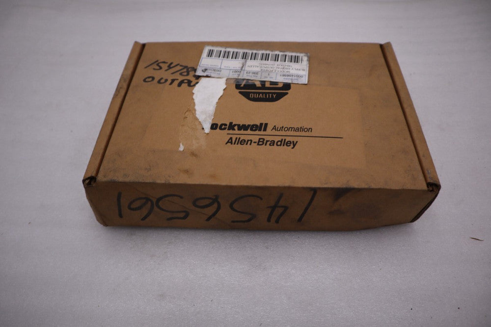 NEW Allen Bradley 1746-OB16/D SLC 500 16-Channel 24VDC Output Module STOCK H455