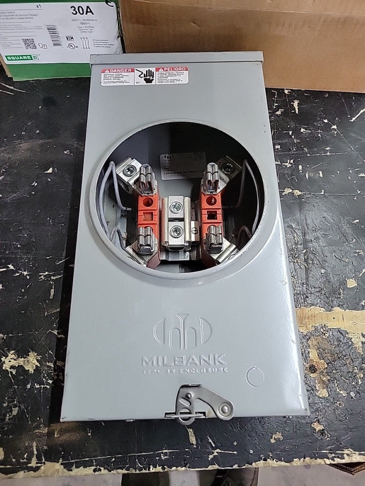 New Old Stock Milbank U200 U-200 200A 600 Volt 1PH 3W Meter Socket