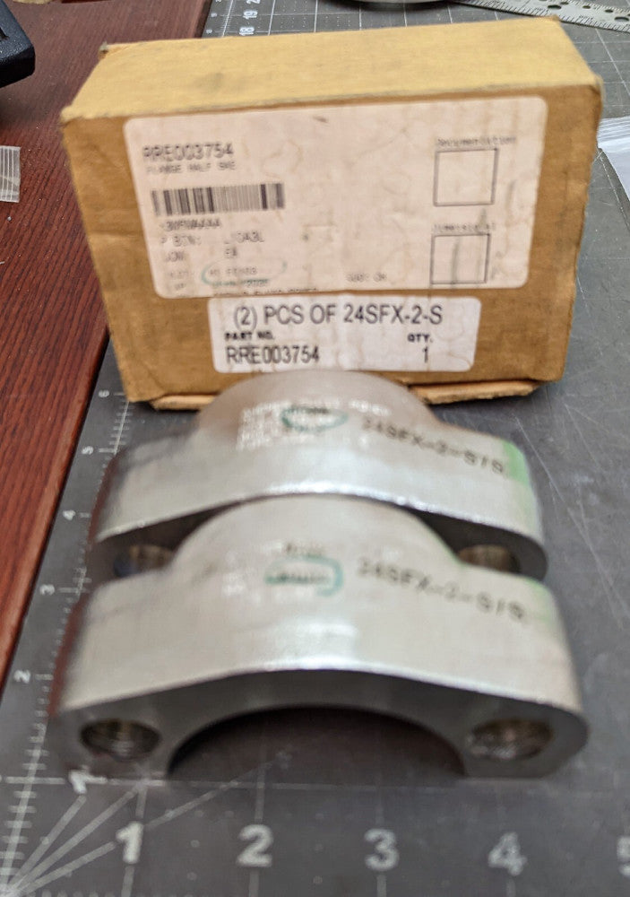 (2) 1 ½” SAE Split Stainless Steel Flange J518 24SFX-2-S/S [B7B1]