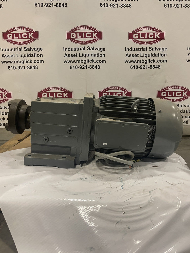 Lenze GST09-2M VBR 160C22 Gear Drive/Speed Reducer 15.156:1 96.3RPM 11KW