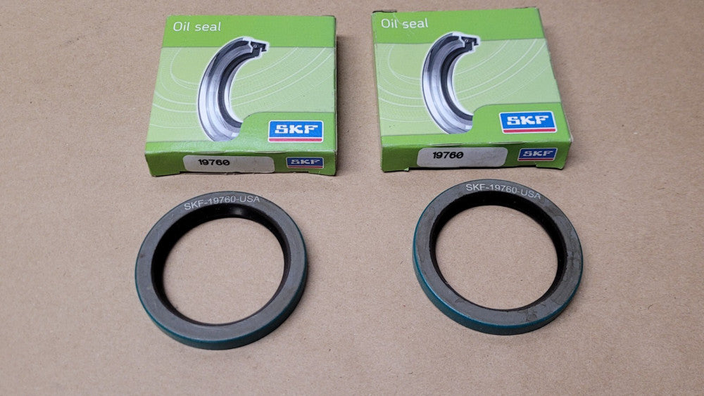 Lot Of 2 SKF 19760 Oil Seals 1-15/16"x2-5/8"x5/16"
