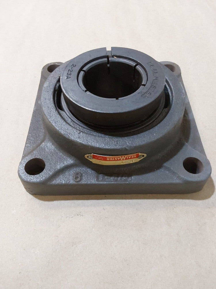 SEALMASTER SF-32T 4-BOLT FLANGE MOUNTED BEARING 2" BORE SF32T NEW