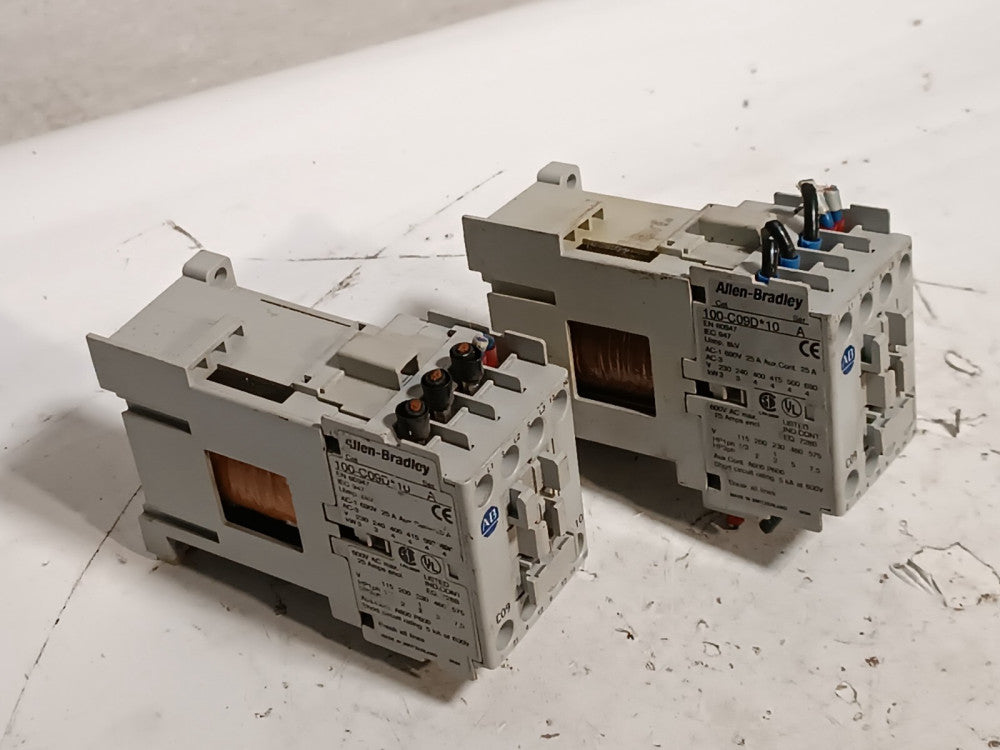 Allen-Bradley 100-C90D*10 Series A Contactor 600VAC Max 1 NO + 0 NC Aux Contacts