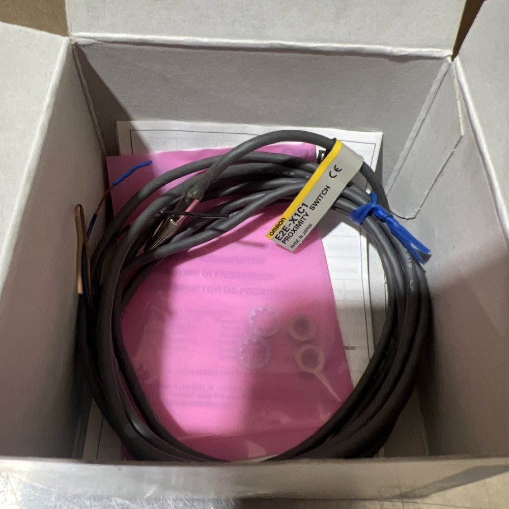 Omron E2E-X1C1 E2EX1C1 Nos Surplus