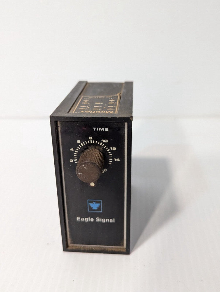 Eagle Signal DG103A6 Miniflex Timer