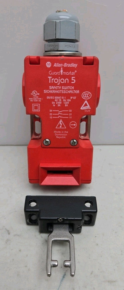 Allen Bradley 440K-T11467 Interlock Safety Switch Guardmaster Trojan 5