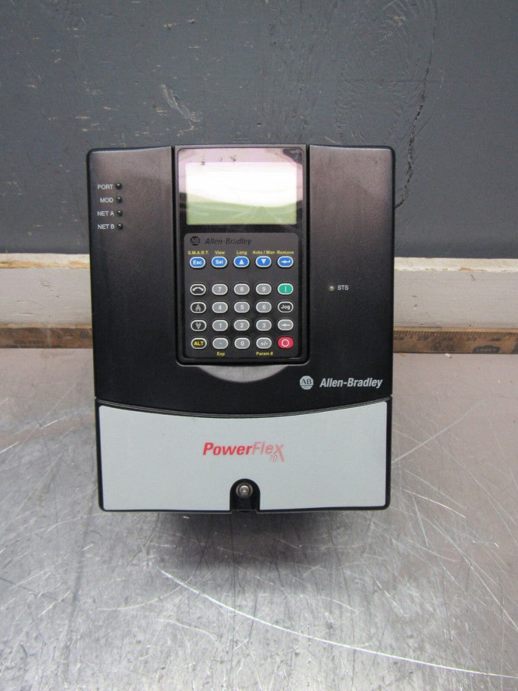ALLEN BRADLEY POWERFLEX-70 20AB9P6A0AYNNNNN 3HP 240V AC DRIVE NICE USED TAKEOUT
