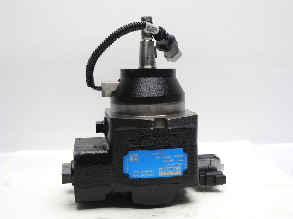 GENUINE John Deere AT43695 Fan Drive Hydraulic Motor for 260 P/260E/310P/310E