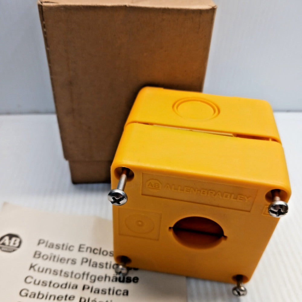 NEW ALLEN BRADLEY 800FD-1PY 1 HOLE PLASTIC ENCLOSURE