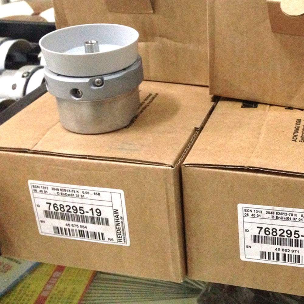 NEW HEIDENHAIN ECN1313 2048 62S12-78 ID 768295-19 Rotary Encoder
