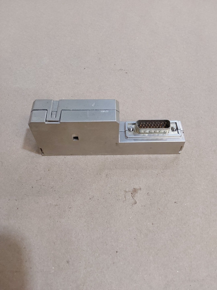 Allen Bradley 2090-K6CK-D26M connector Used