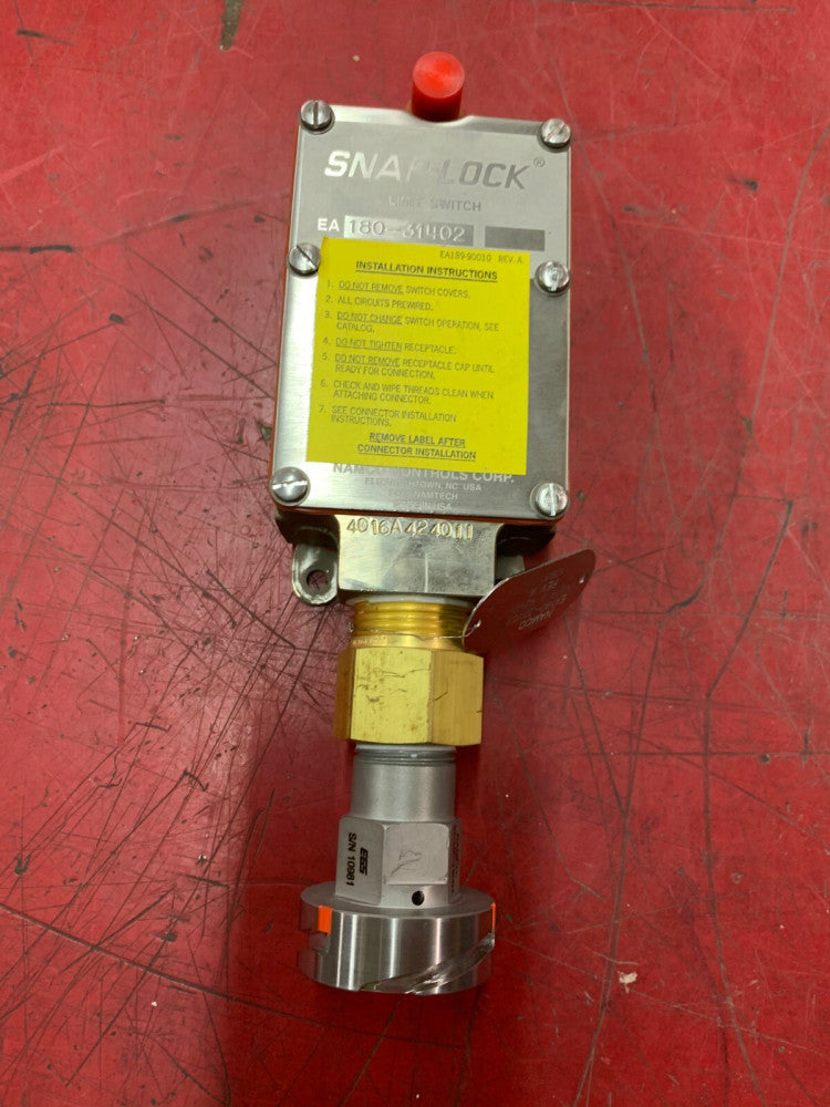 NEW NO BOX NAMCO SNAP-LOCK LIMIT SWITCH EA180-31402