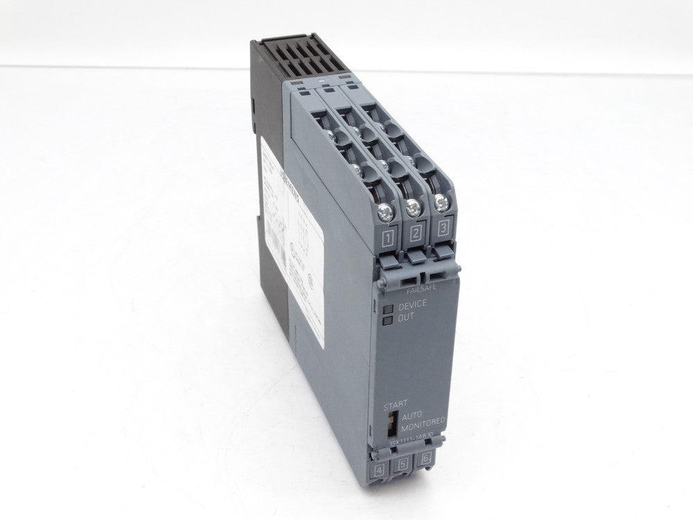 SIEMENS 3SK1111-1AB30 RELAY