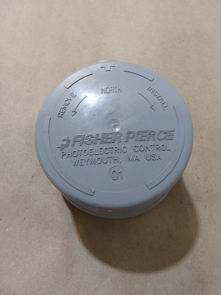 1- Fisher Pierce 871E-LR10174 Outdoor Photoelectric Control 105-130VAC 50/60