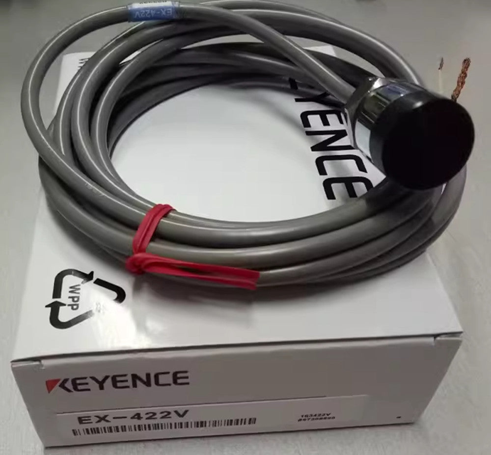 One Brand New In Box KEYENCE EX-422V Proximity Sensor Switch