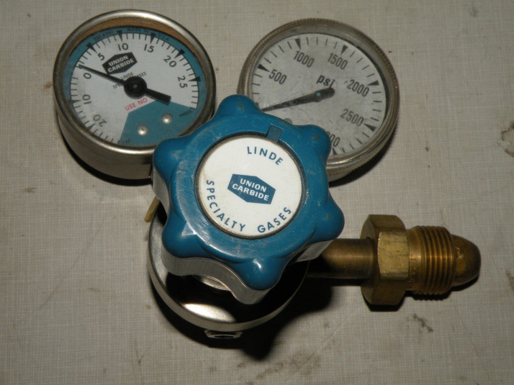 Linde / Union Carbide Gas Pressure Regulator SG-3570-15 3000 Max PSI In