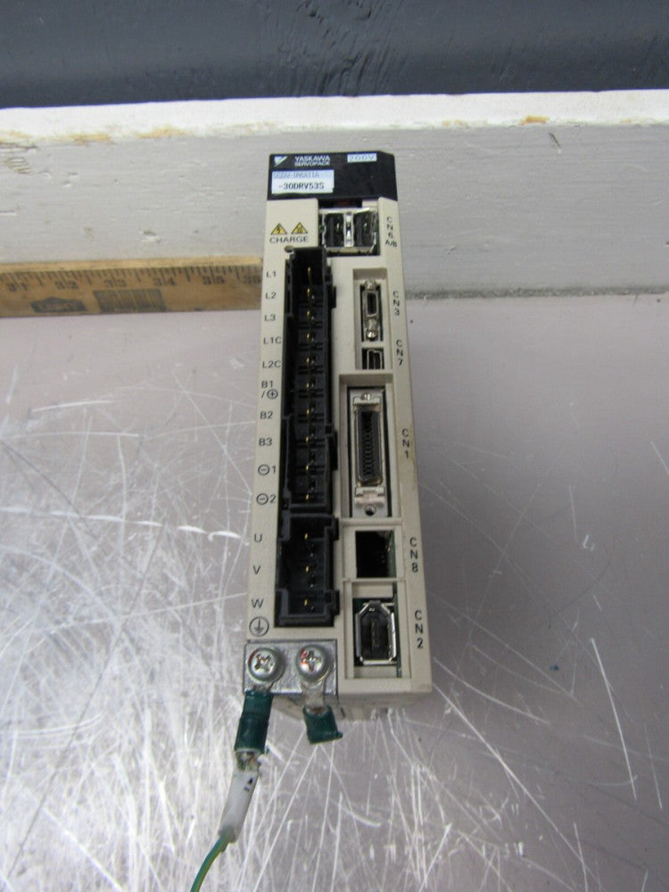 YASKAWA SERVOPACK SGDV-1R6A11A 200V 200W 1.6A SERVO DRIVE NICE USED TAKEOUT !!