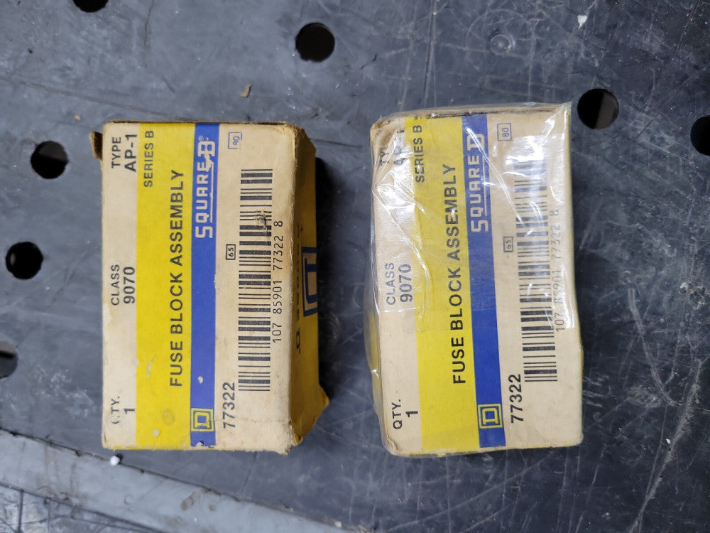 1- Square D 77322 Fuse Block Assembly Class 9070AP-1