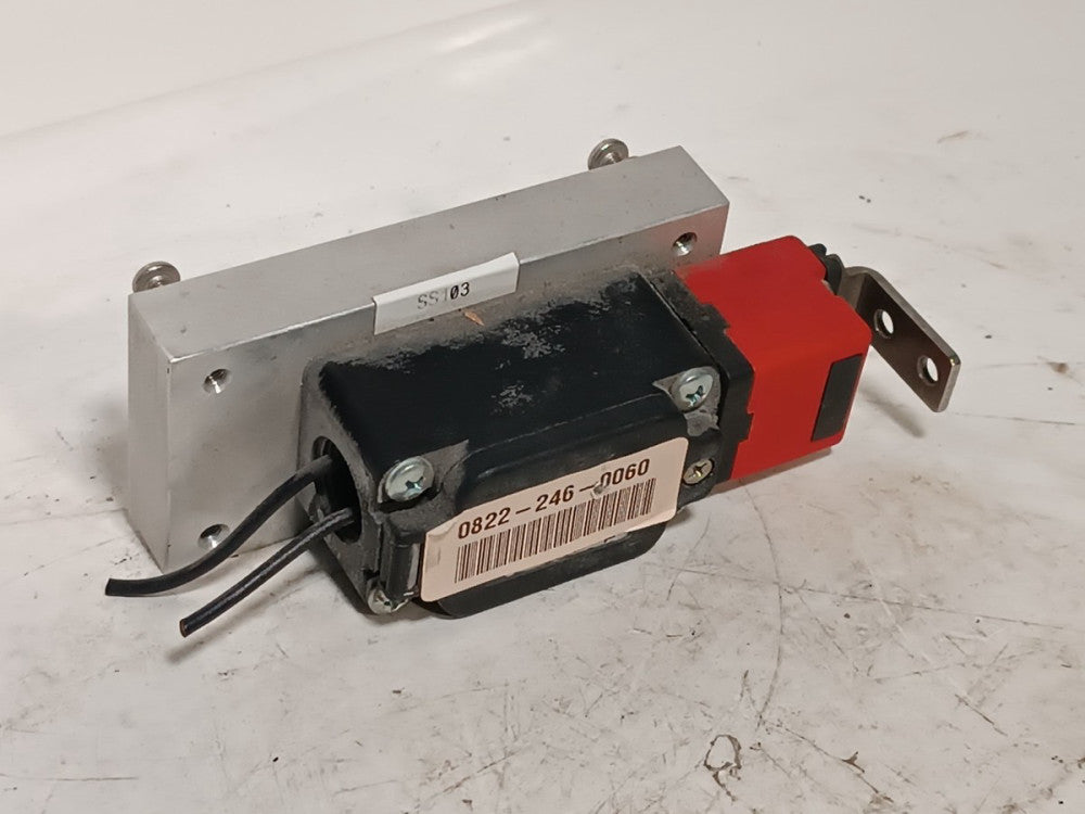 Sentrol (Pizzato) FP993-F1 Safety Interlock Switch with Mounting Plate