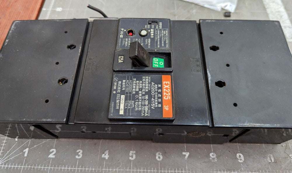 Hitachi EX225 Earth Leakage Breaker 3P 125A AC200-415V Used [B2B1