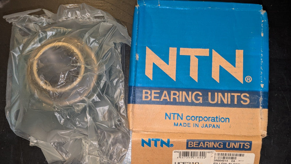 NTN UCF210 Pillow Block Bearing NIB