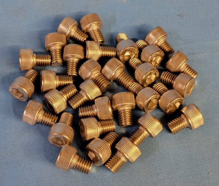 SOCKET HEAD CAP SCREW STAINLESS STEEL M8 - 1.25 X 10MM (LOT OF 30)