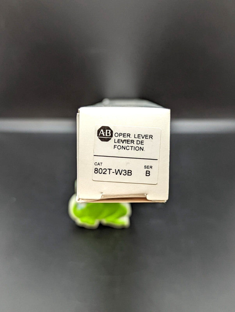 Allen Bradley 802T-W3B 8.5In Long Stainless Steel Rod NEW IN BOX