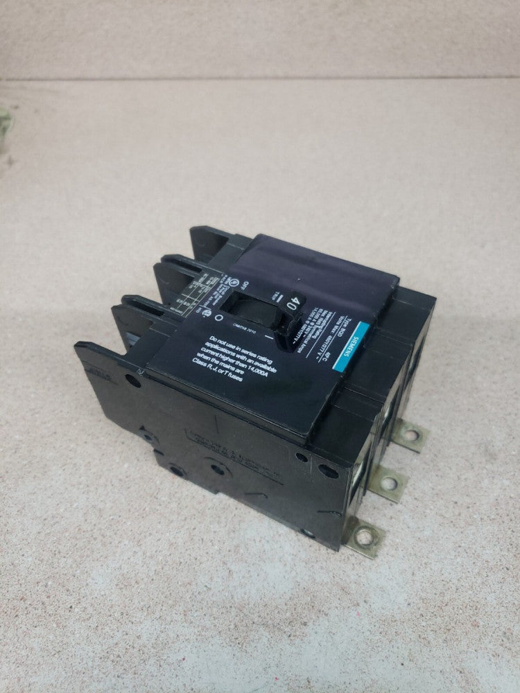 NEW TAKE OUT BQD340 - Siemens 40 Amp 3 Pole 480 Volt Bolt-On Molded Case