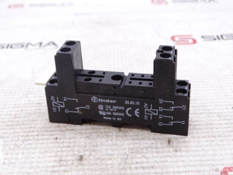 FINDER 95.85.10 RELAY