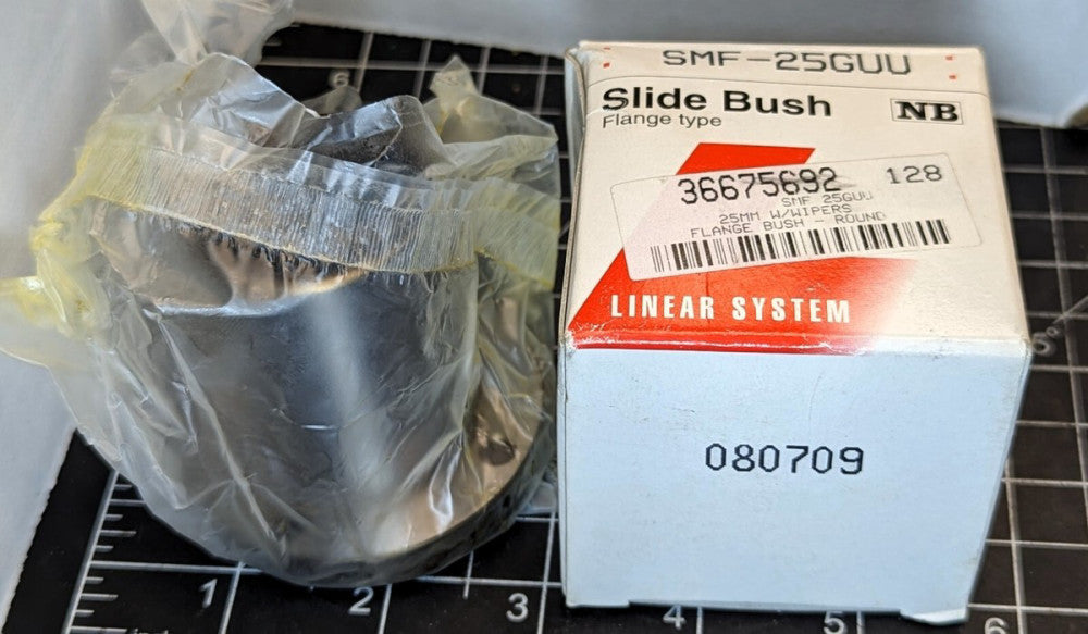 SMF-25GUU Flange Slide Bush Ball Bearing 36675692 Nipon Bearing [OF23]