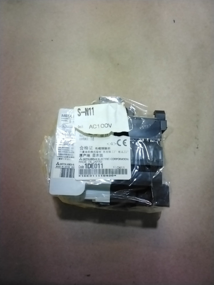 Mitsubishi Magnetic Contactor S-N11 SN11 AC100V
