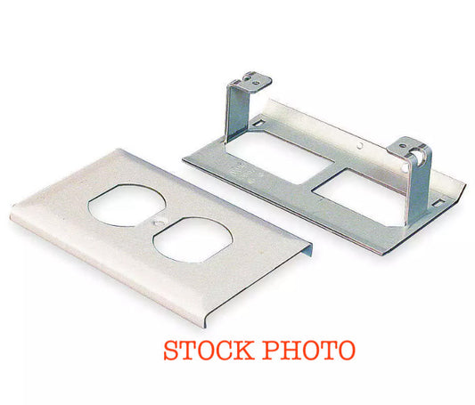 (Lot of 3) Legrand 3ZA20 3000 Series Raceway Duplex Receptacle Cover Gray