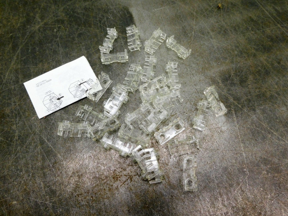 Lot of (28) ALLEN BRADLEY 800T-N324 / 800TN324 Terminal Cover AB