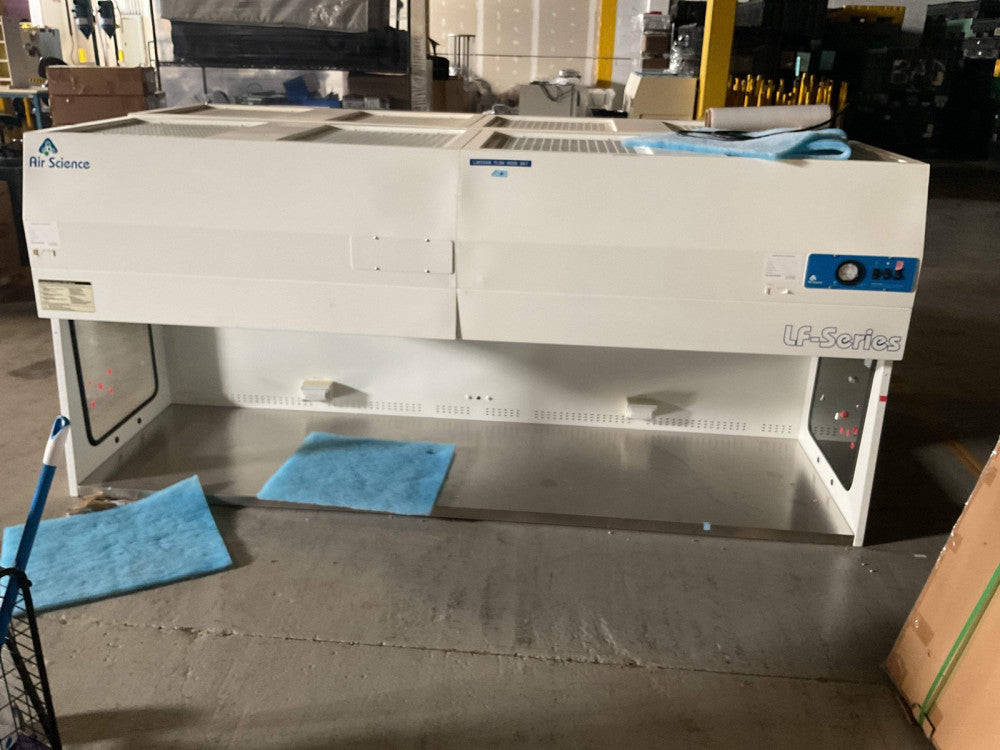 AIR SCIENCE LF SERIES LAMINAR FLOW HOOD VLF-96 - PREOWNED