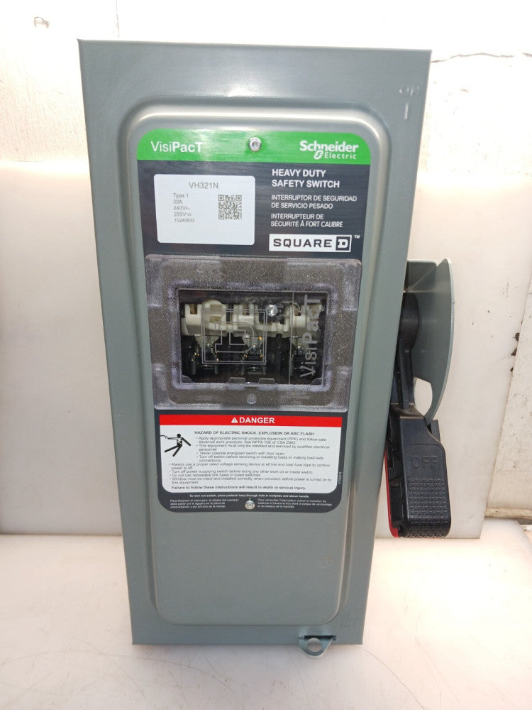 NEW SQUARE D 30 AMP FUSED SAFETY DISCONNECT SWITCH VISIPACT 3P 240 VAC VH321N