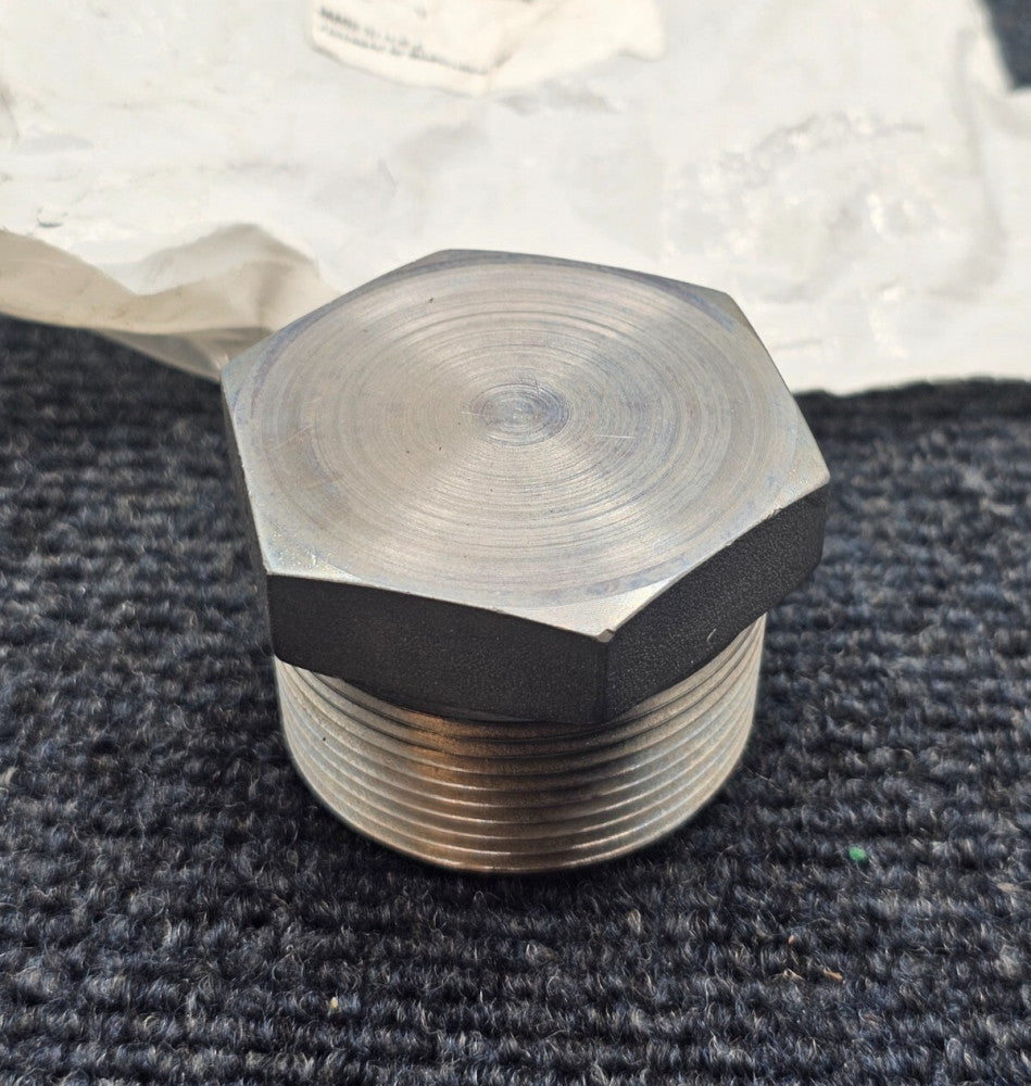 PARKER 1 1/2 HP-S : PT-00025 HEX HEAD PIPE PLUG 24 MNPTF