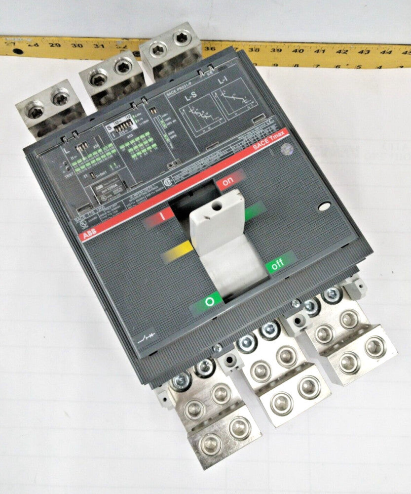 ABB SACE 1200 Amp Circuit Breaker W/ 1200 Amp Trip 600 VAC 3 Pole  T7S 1200