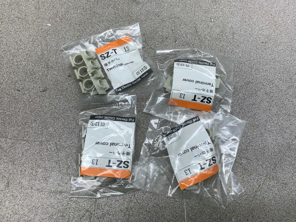 LOT OF 4 NEW NO BOX FUJI TERMINAL COVER SZ-T