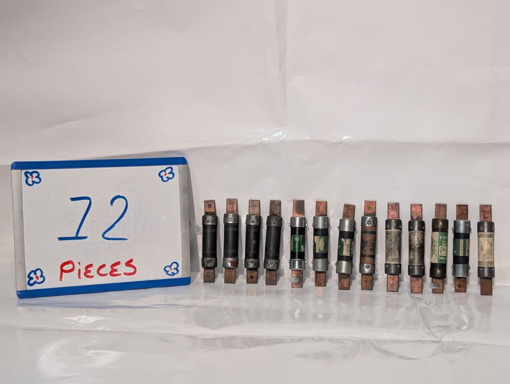 Lot of 12 Blade Fuses, Varying Amperage and Manufacturers, Incl. Buss, Fusetron