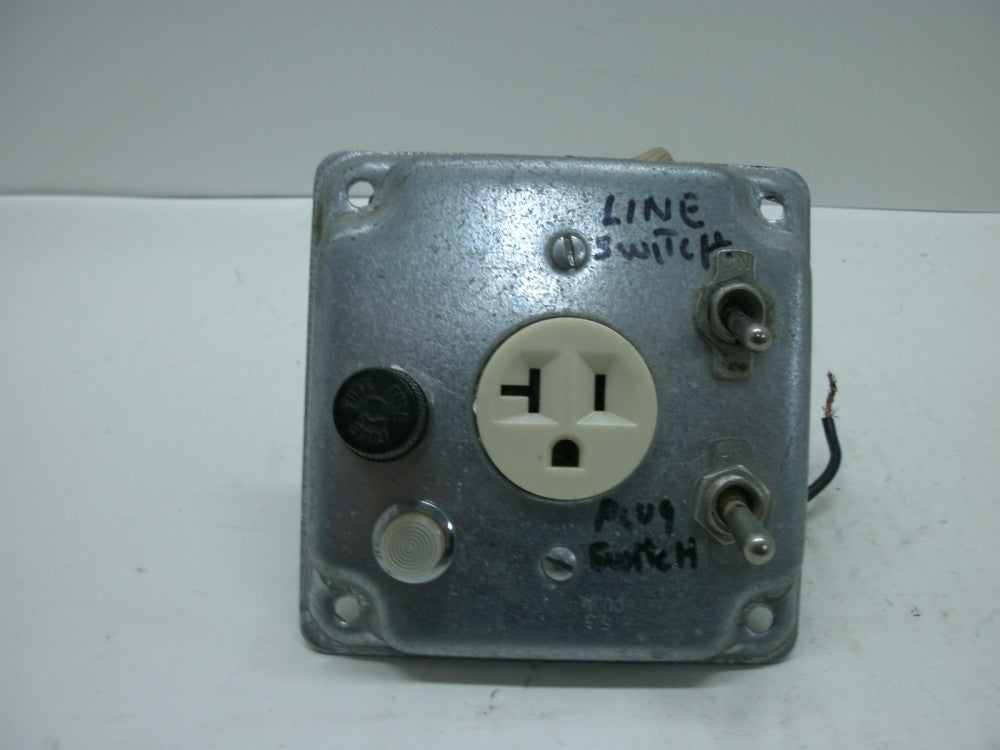 ELECTRICAL BOX COVER W/LINE SWITCH W/RECEPTACLE W/WHITE INDICATOR LIGHT W/FUSE 