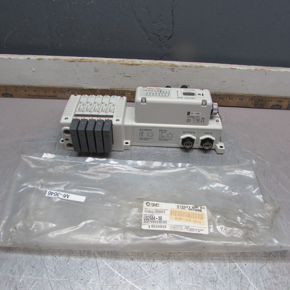 NEW! SMC PNEUMATIC MANIFOLD ,w/ EX320-SDNI & 5-VQC2201N-5, MAKE OFFER!