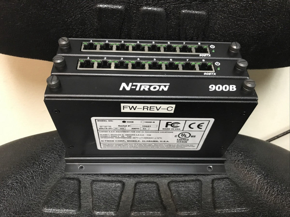N-TRON 900B MODULAR INDUSTRIAL ETHERNET SWITCH WITH (2) 908TX 8-Port MODULES