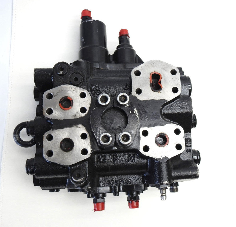 Volvo 11172246 Wheel Loader Control Valve for L90F (Parker M200LS Series) - OEM 